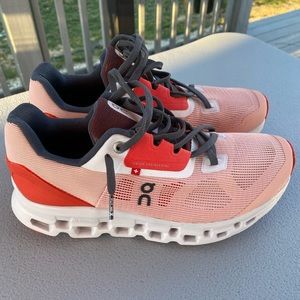 Women’s On-Running Cloudstratus Sneaker Size 7.5 Color Rose | Red
